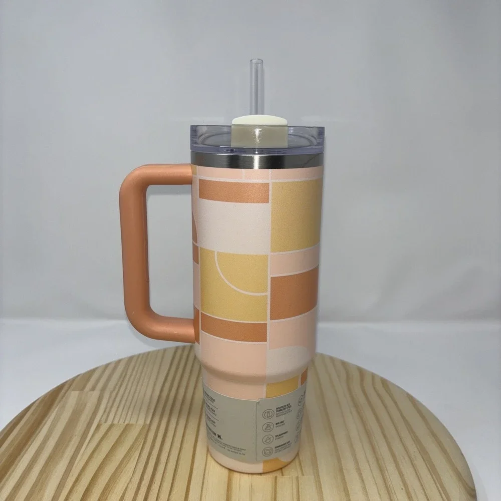 Stanley 30oz Flowstate Quencher H2.0 Tumbler Apricot Court Geo - Picture 4 of 7